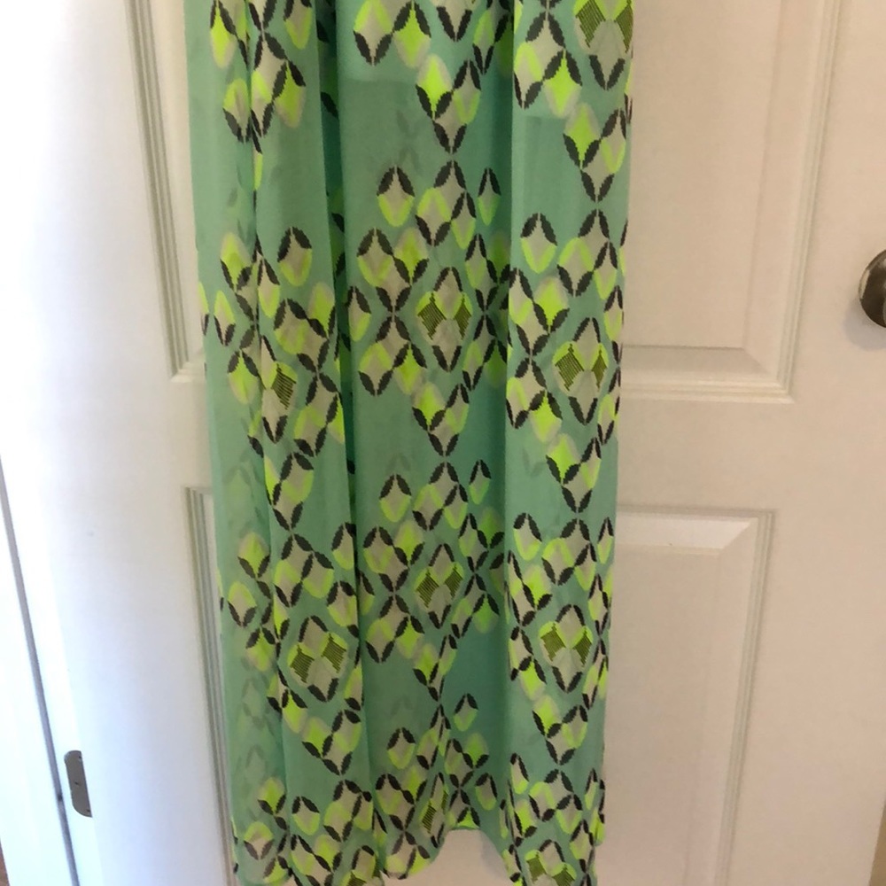 Dress - Picture 3 of 6